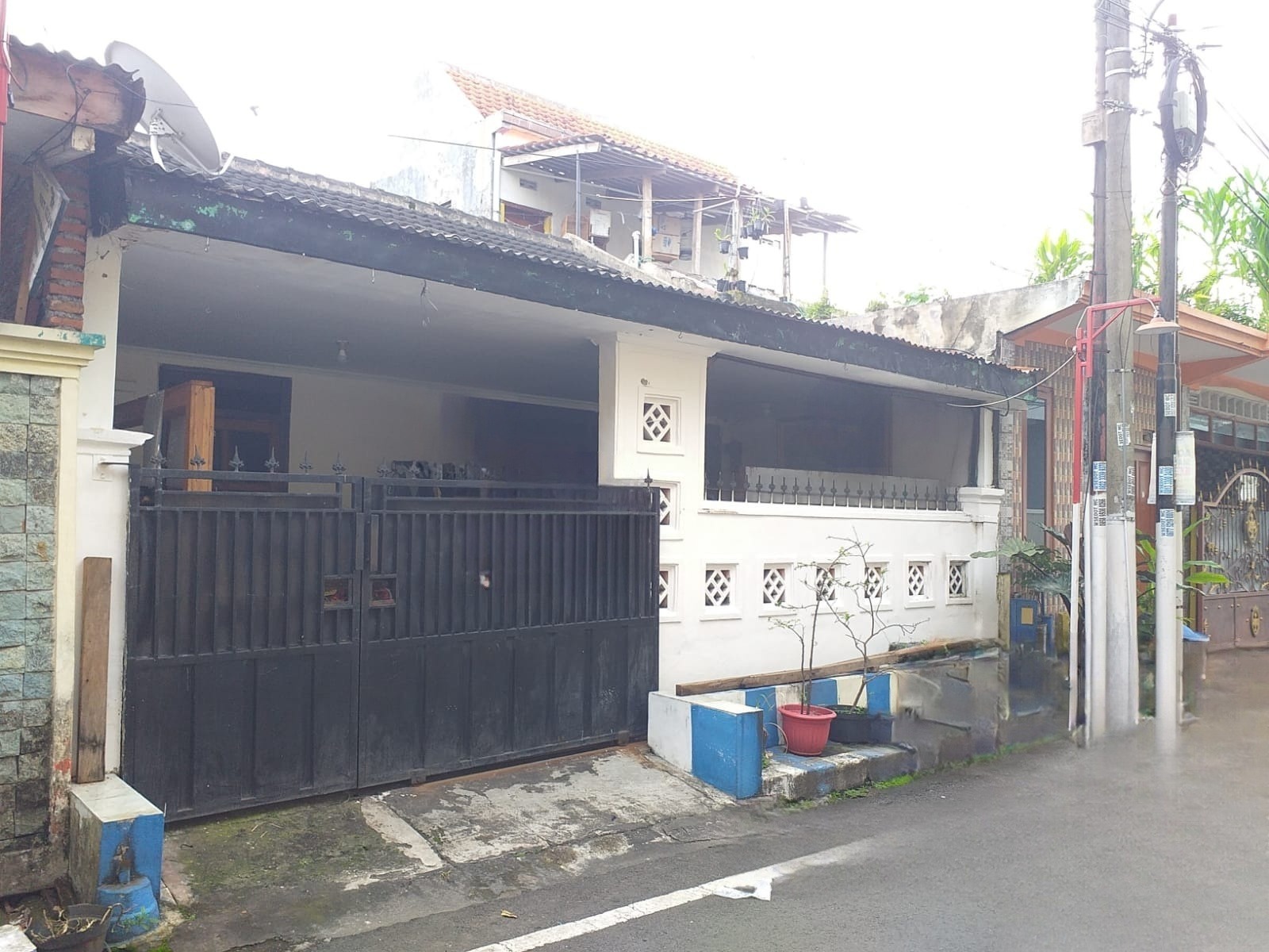 DijuaL Rumah Danau Maninjau Dalam Sawojajar Malang - Image 1