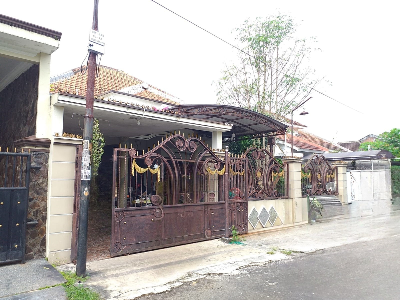Dijual Rumah Strategis di Jalan Raya Sinandara 5 Malang Kota - Image 1