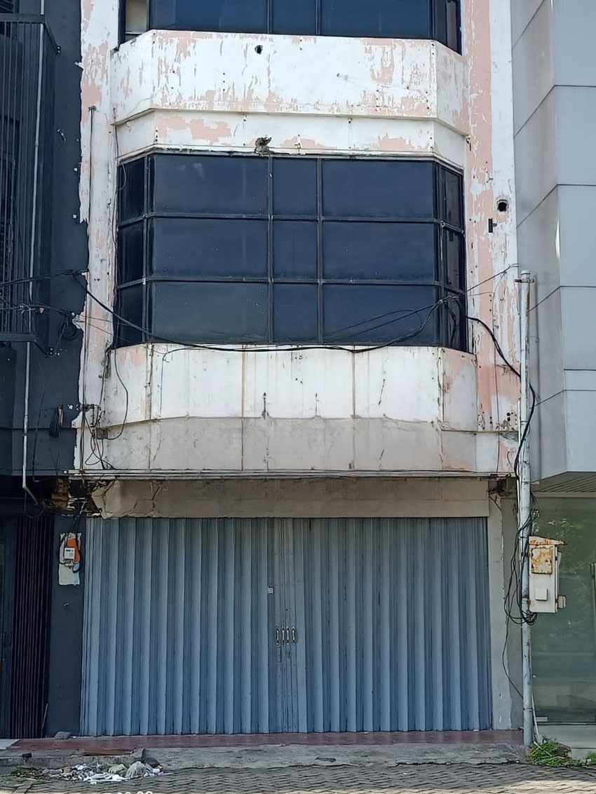 Disewakan Ruko Strategis Lokasi Raya Wiyung Surabaya Barat - Image 1