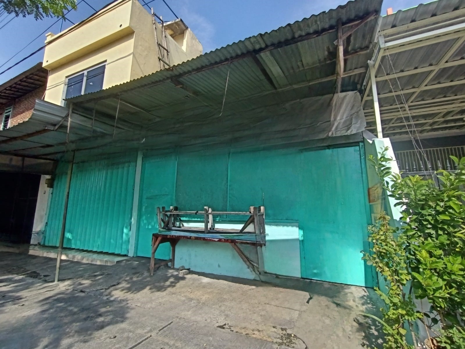 Dijual Ruko Hitung Tanah di Kedung Cowek Surabaya Timur - Image 1