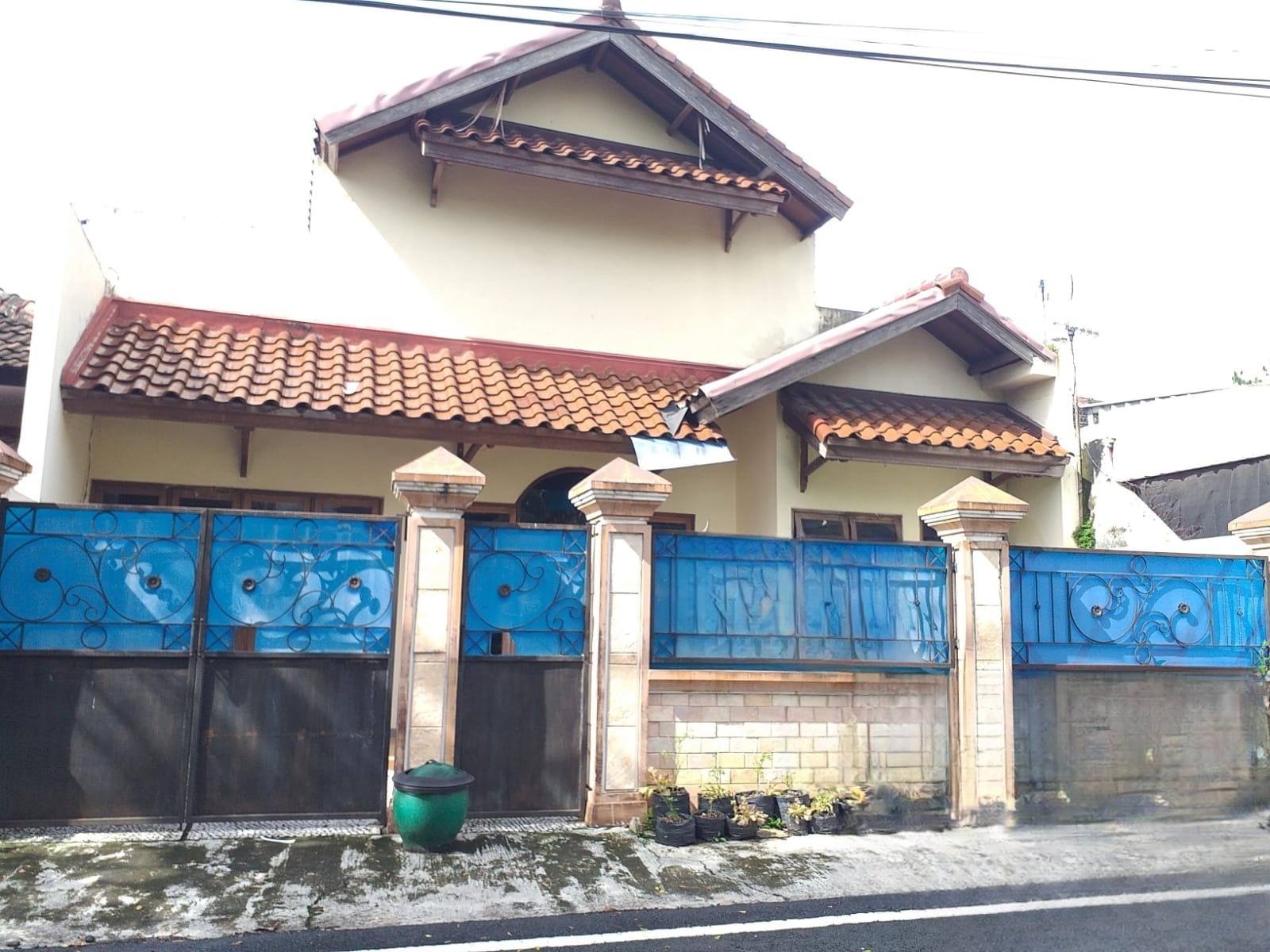 Dijual Rumah Lokasi Bantaran Indah Malang - Image 1