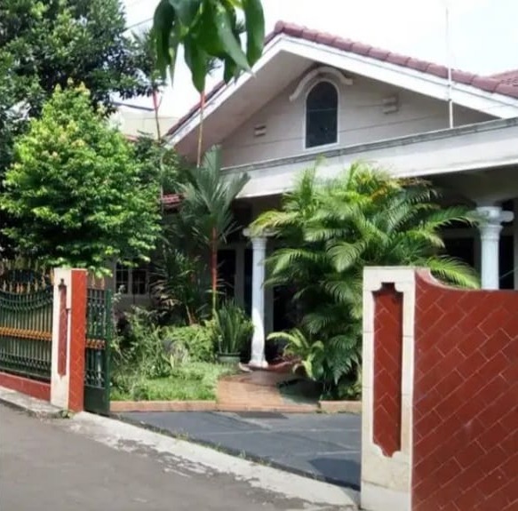 DIJUAL RUMAH WILAYAH TANGERANG SELATAN - Image 1