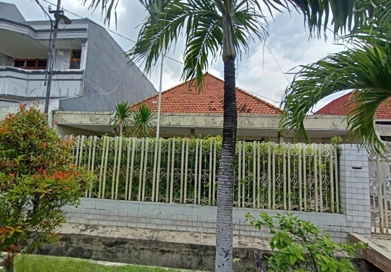 Dijual Rumah Strategis Blambangan Surabaya Pusat - Image 1
