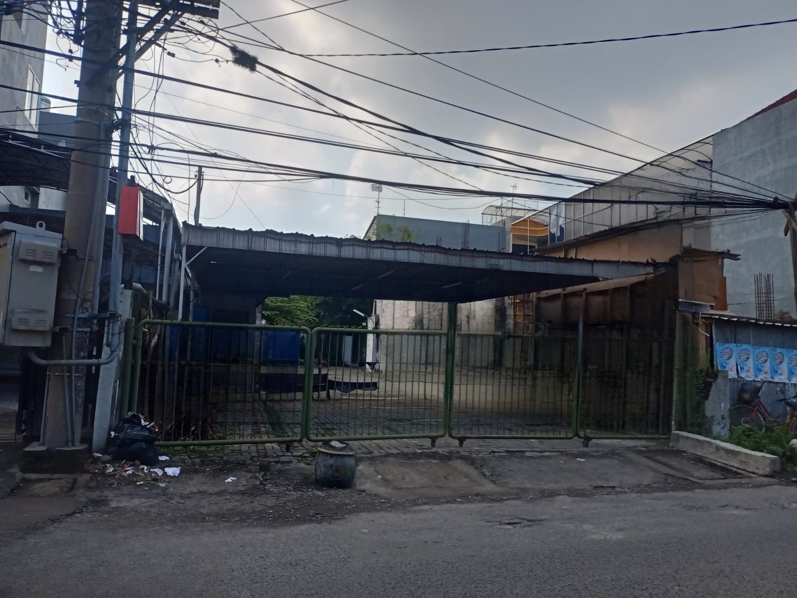 DIJUAL BANGUNAN HITUNG TANAH LOKASI SURABAYA UTARA - Image 1