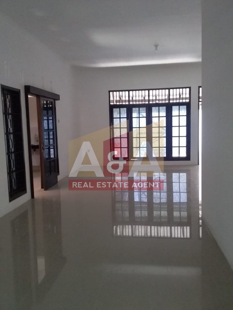 Satelit siap huni terawat dekat margomulyo - Image 1