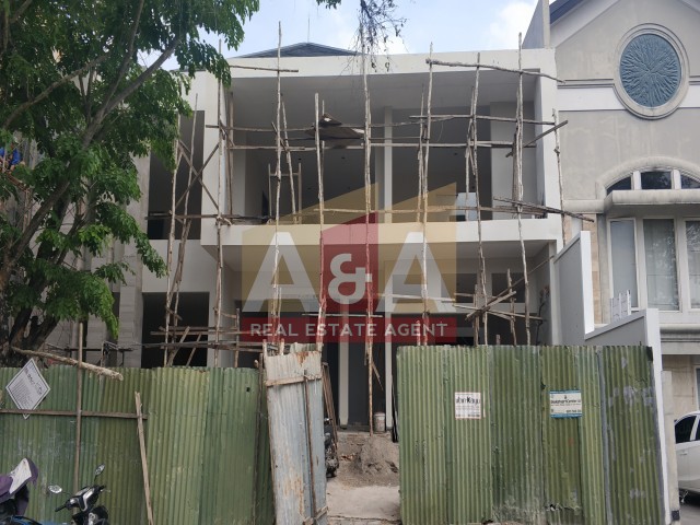 Rumah minimalis newton hill - Image 1