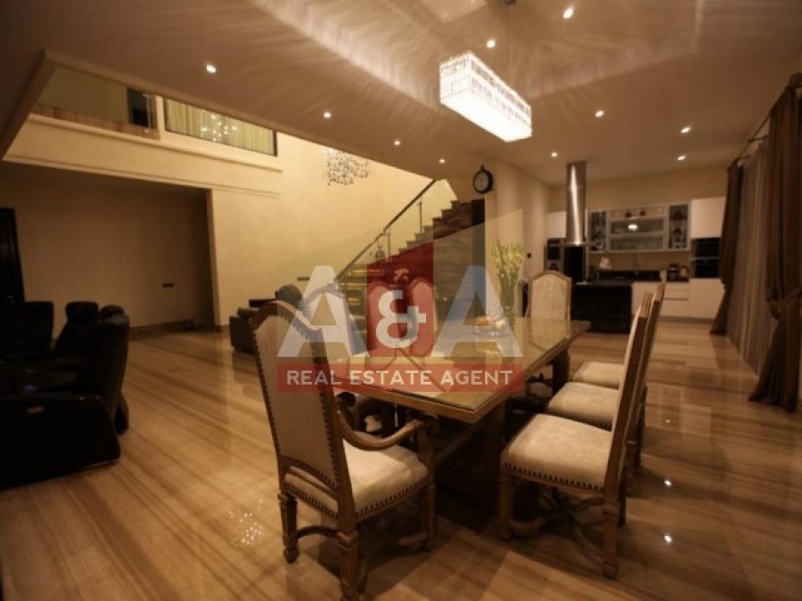 Rumah Mewah di Citraland - Image 1