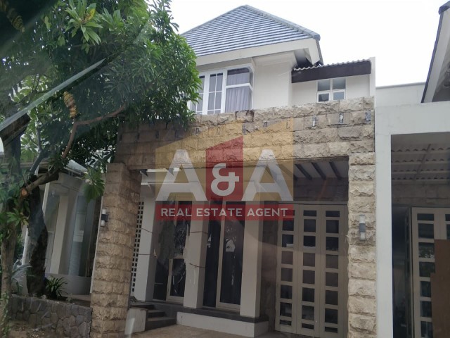 Rumah modern di Surabaya Barat - Image 1