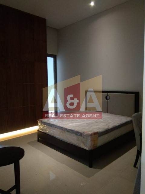 Rumah Mewah Graha Natura SBY Barat - Thumbnail 3