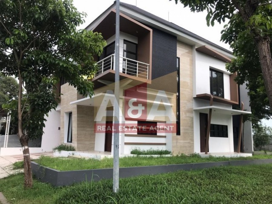 Rumah di Stamford Citraland - Image 1