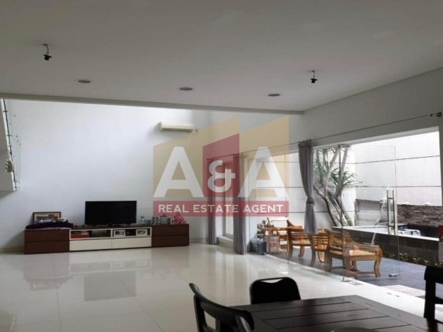 Rumah di Graha Family - Thumbnail 2