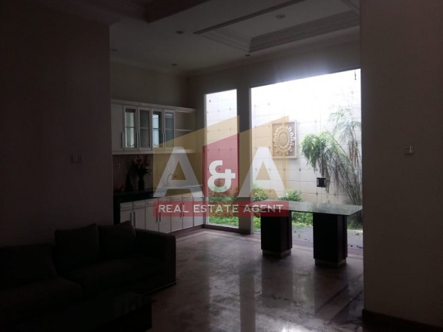 Rumah Dijual di Graha Family - Thumbnail 2