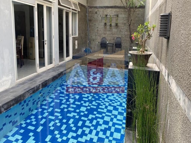 Rumah 2 LANTAI FULL FURNISHED di North - Thumbnail 3