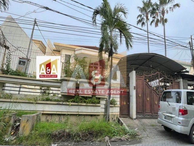 Disewakan rumah untuk usaha raya darmo permai - Image 1