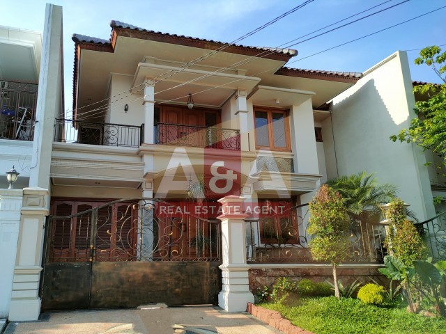 Rumah darmo hill - Image 1