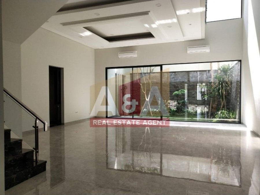 Rumah Minimalis sewa graha family - Thumbnail 2