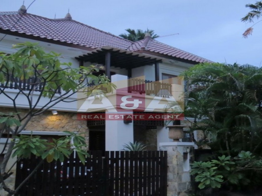 Sewa Darmo Hill - Image 1