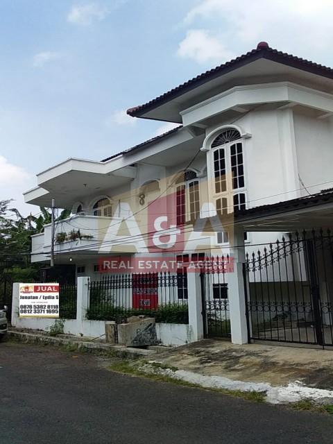 Kris Kencanasari Timur - Image 1