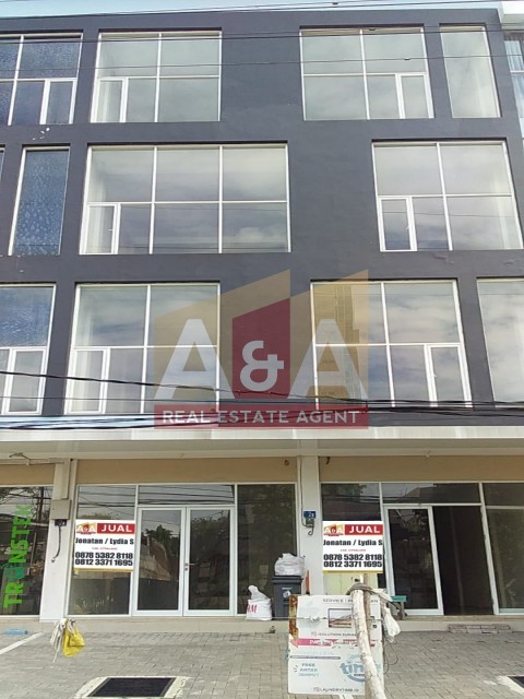 City center - Image 1