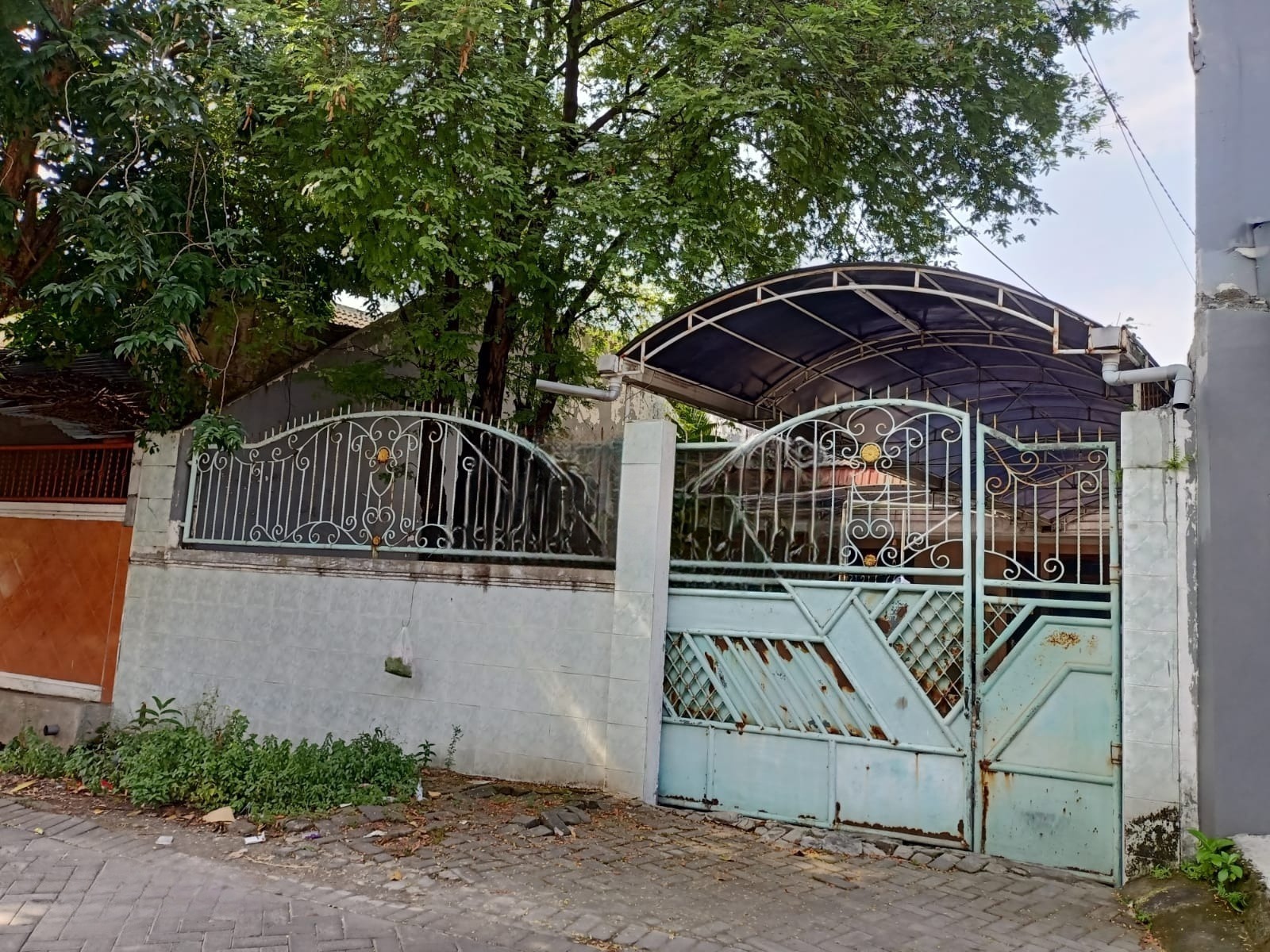 Dijual Rumah Lokasi Pisces Surabaya Timur - Image 1