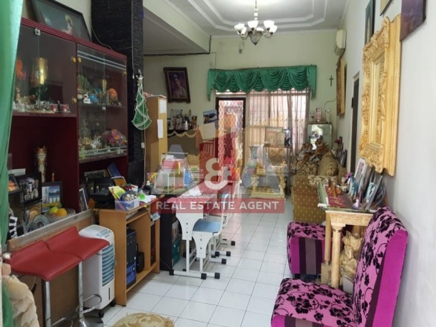 RUMAH LOKASI STRATEGIS DI PUSAT KOTA SBY - Thumbnail 2