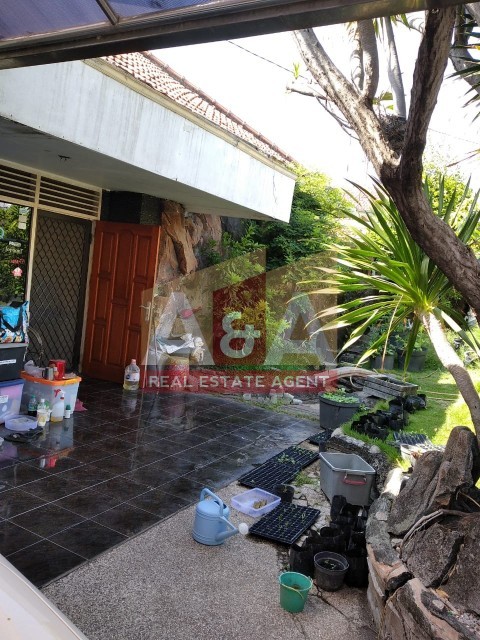 RUMAH LOKASI STRATEGIS DI PUSAT KOTA SBY - Thumbnail 3