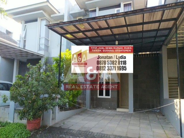 Royal Residence - Image 1