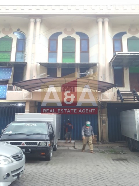 Ruko Kenjeran Palace - Image 1