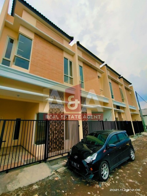 Gunung Anyar Tambak Kidul - Image 1