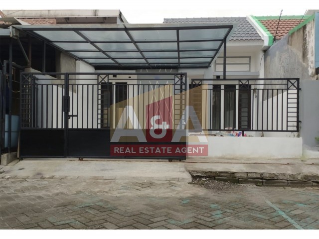 Western Village - Image 1