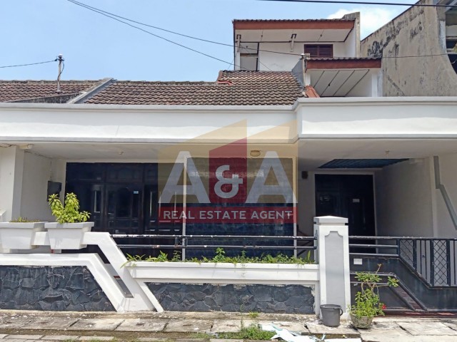 Sewa Taman Pondok Indah - Image 1