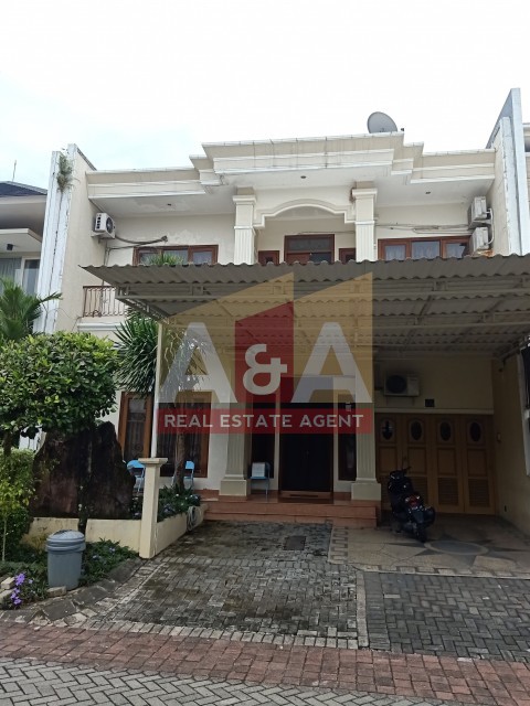 South Emerald Mansion - Image 1