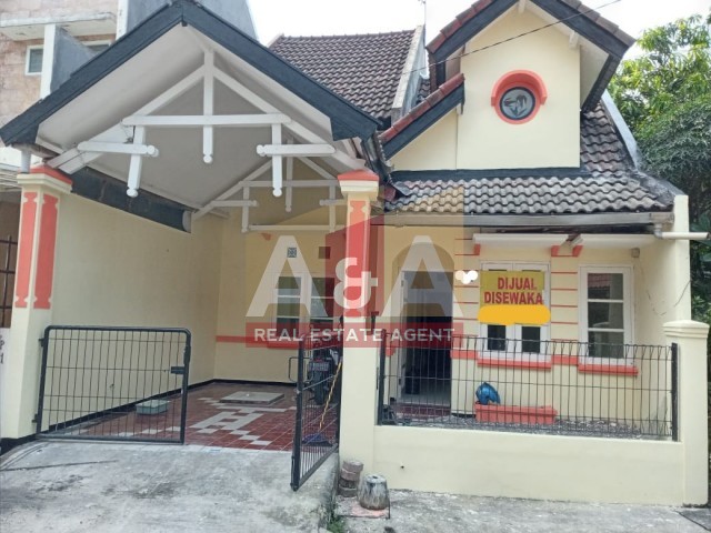 Rumah taman pondok indah wiyung - Image 1