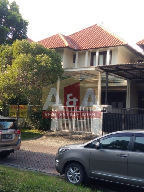 Rumah graha family sby barat - Image 1