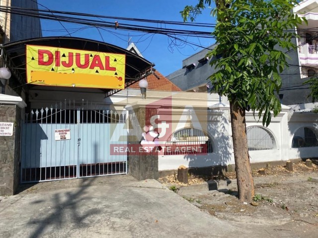 Dijual Rumah Wilayah Jalan Tumapel Surabaya Pusat - Image 1