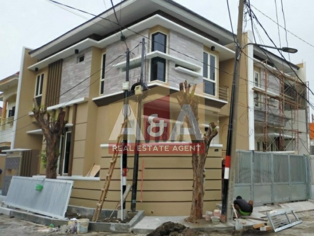 Rumah baru manyar tirtoasri - Image 1