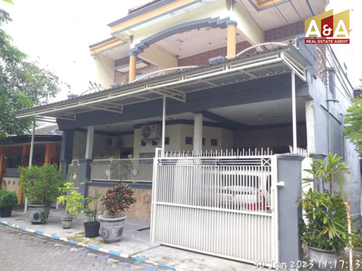 DIJUAL RUMAH WILAYAH SURABAYA BARAT - Image 1