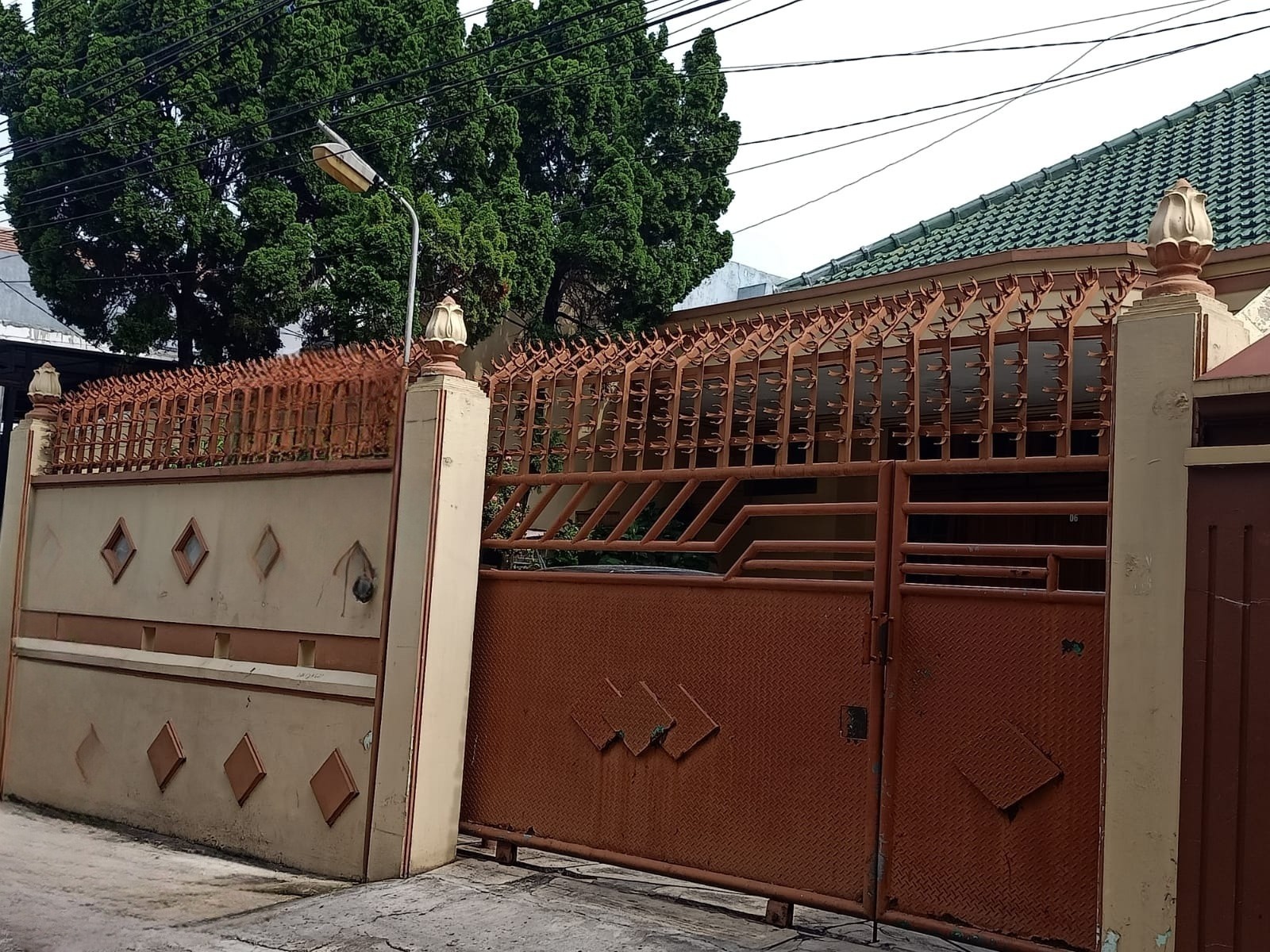 Dijual Rumah Kost Bratang Surabaya Selatan - Image 1