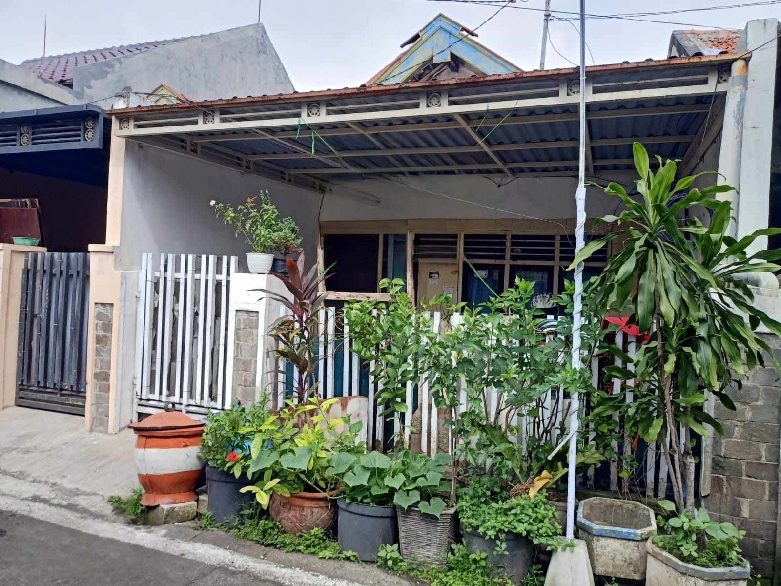 Dijual Rumah Murah & Strategis Ngagel Mulyo Surabaya Timur - Image 1