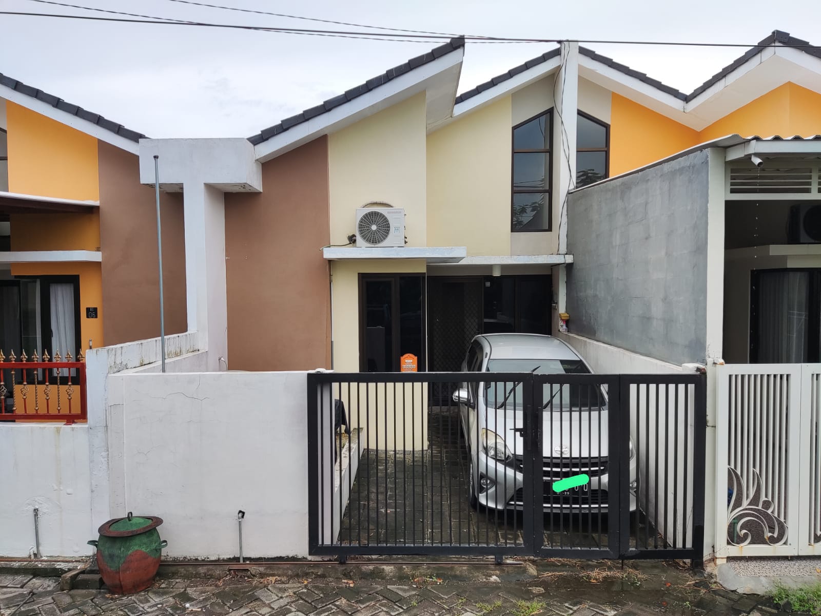 DIJUAL RUMAH MENGANTI GRESIK GOLDEN BERRY REGENCY - Image 1