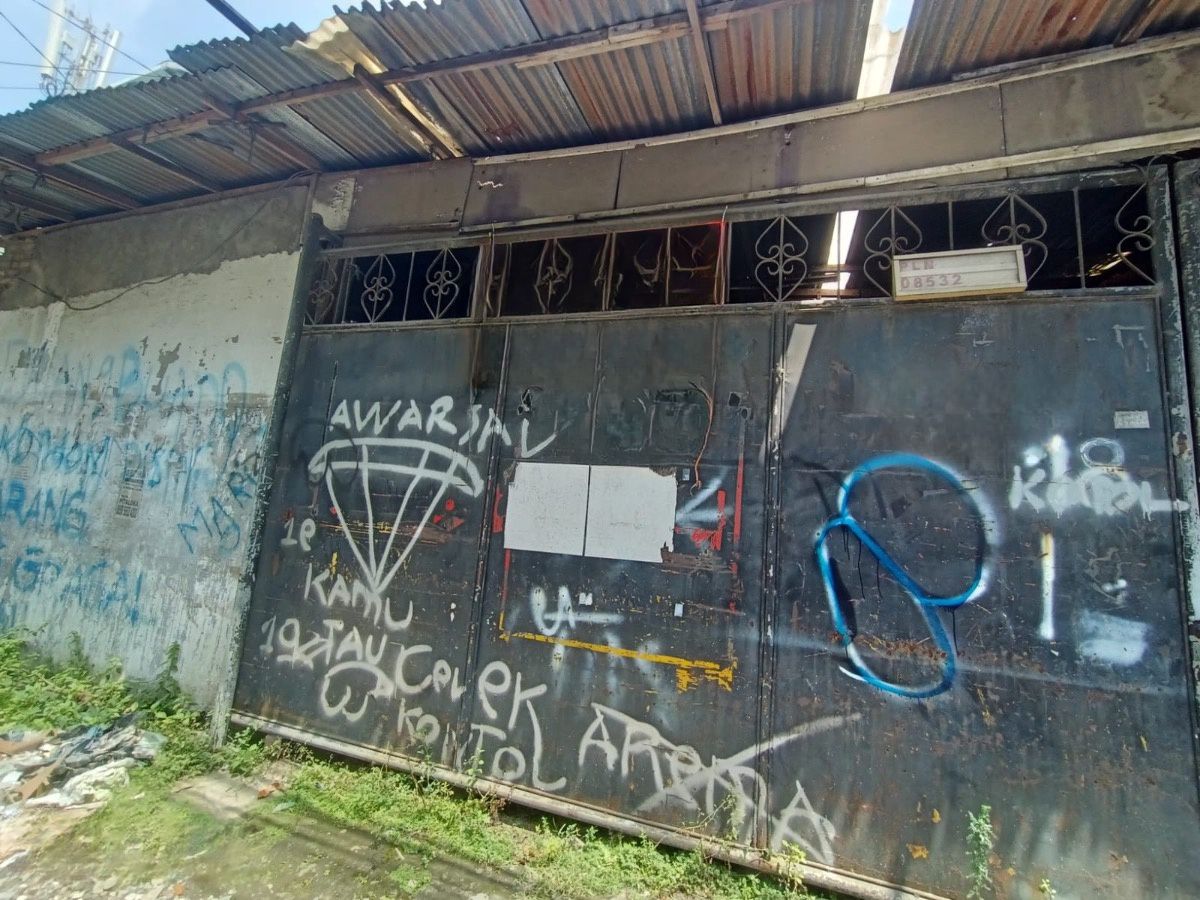 DIJUAL GUDANG WILAYAH BRATANG WETAN - Image 1