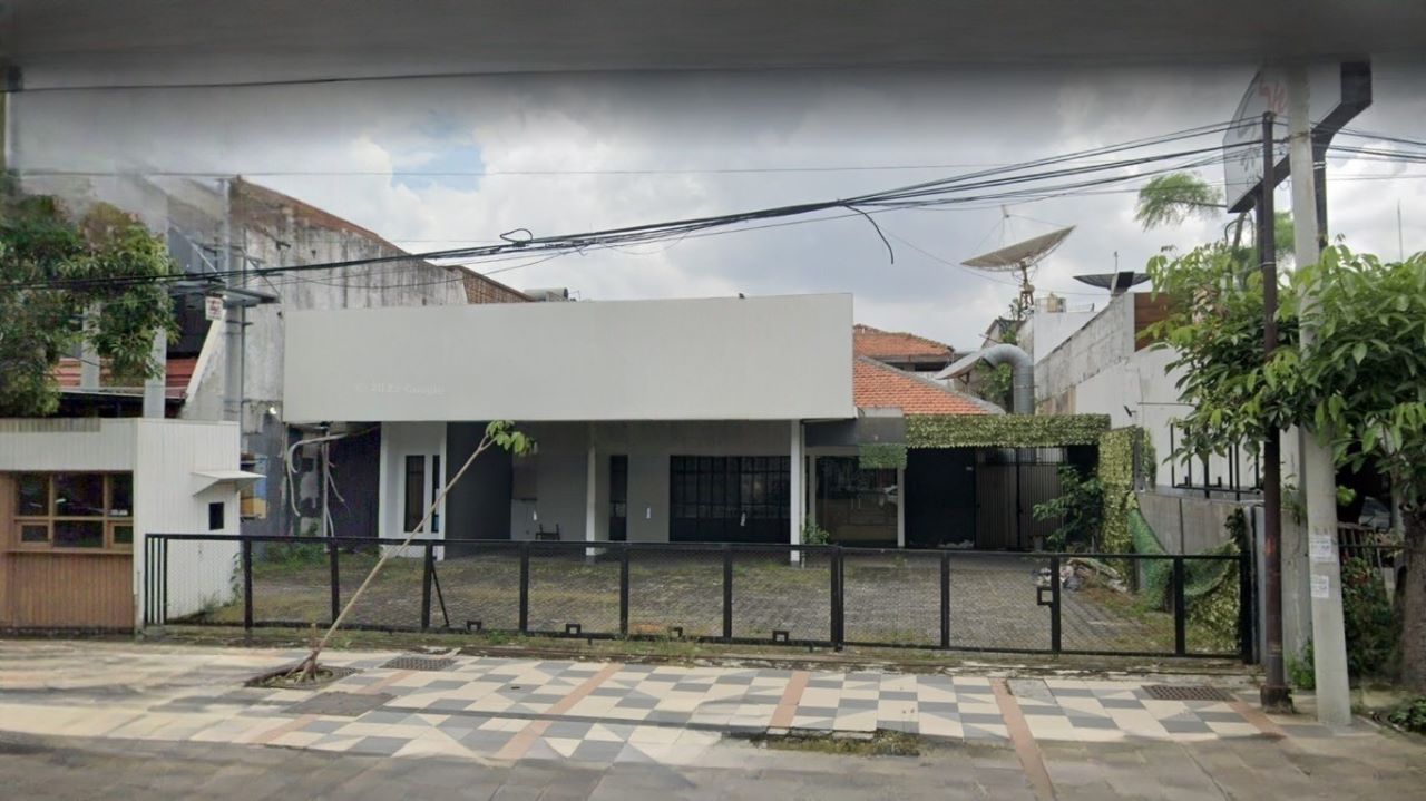 DISEWA RUMAH MANYAR KERTOARJO - Image 1