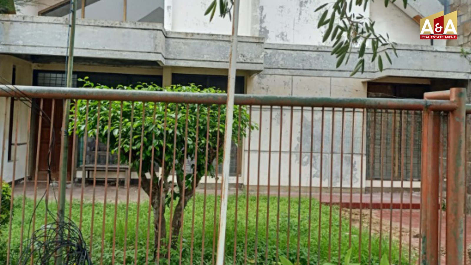 DIJUAL RUMAH WILAYAH SURABAYA TIMUR   - Image 1