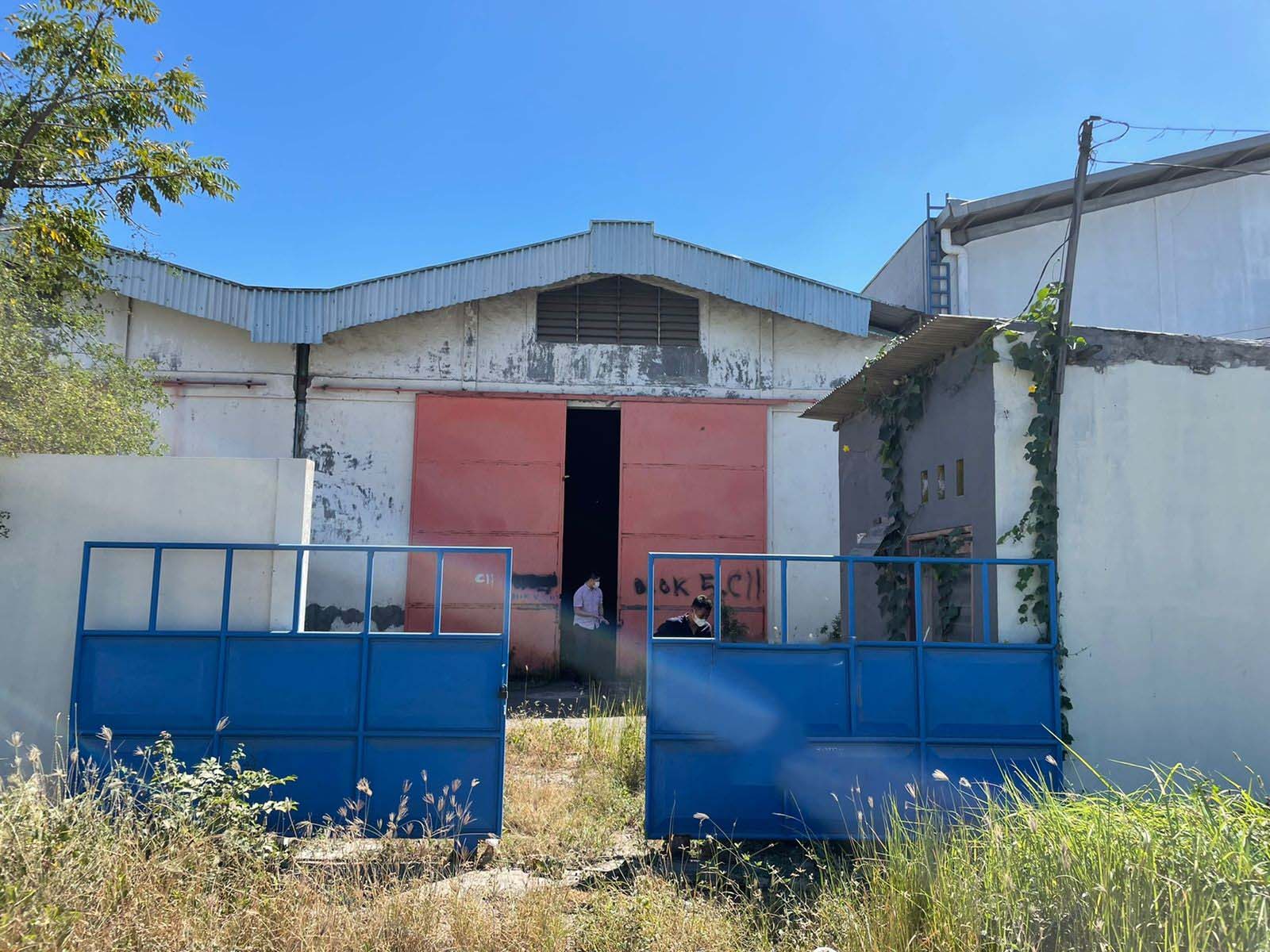 DIJUAL RUMAH USAHA STRATEGIS LOKASI NGAGEL JAYA WILAYAH SURABAYA TIMUR - Image 1