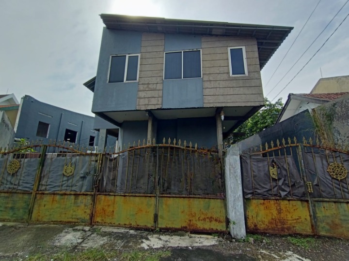 DIJUAL/DISEWAKAN RUMAH+GUDANG WILAYAH KUTISARI - Image 1