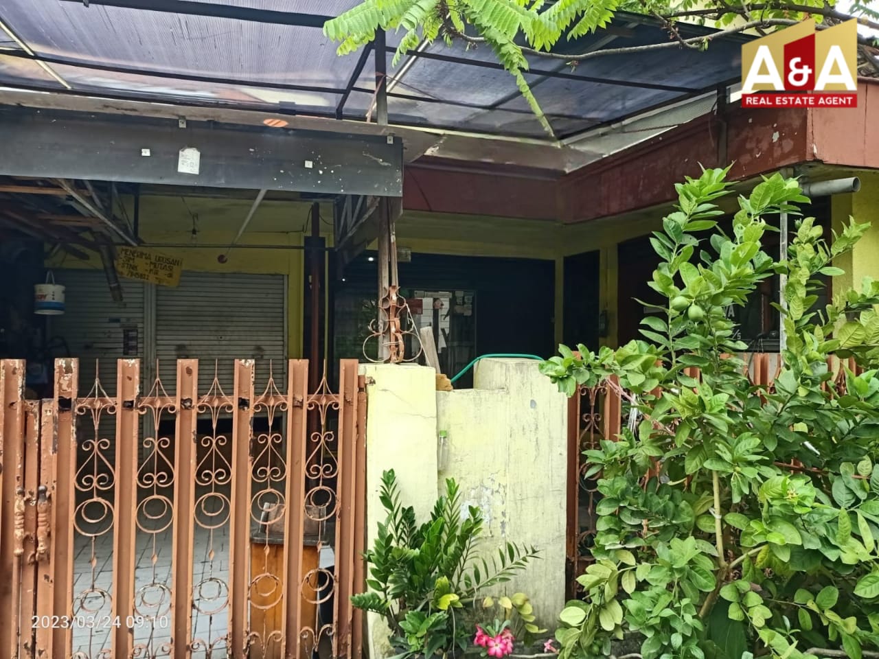 DIJUAL RUMAH WILAYAH SURABAYA TIMUR - Image 1