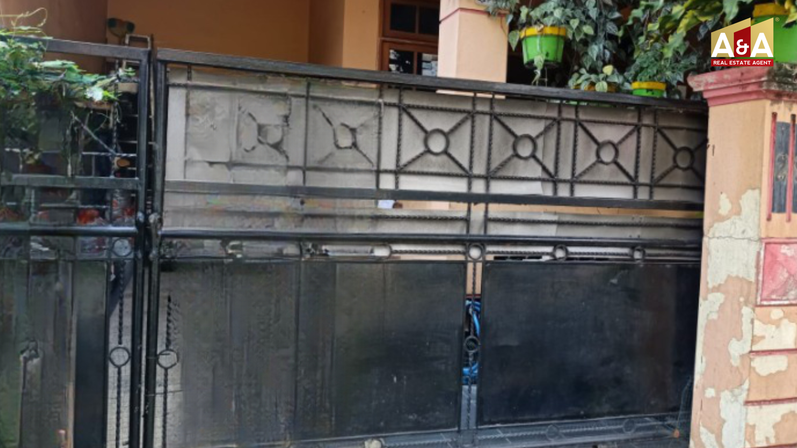 DIJUAL RUMAH WILAYAH SURABAYA TIMUR - Image 1