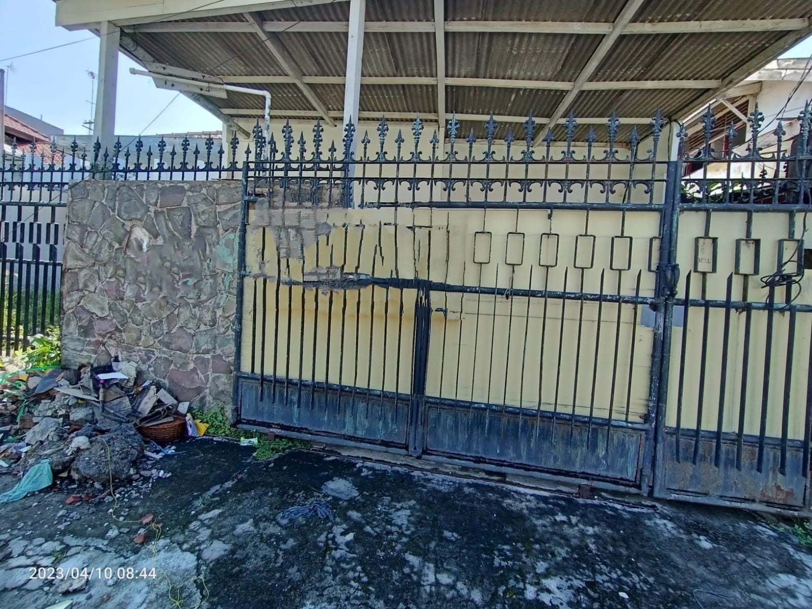 DISEWAKAN RUMAH LOKASI NGAGEL JAYA TENGAH WILAYAH SURABAYA TIMUR - Image 1