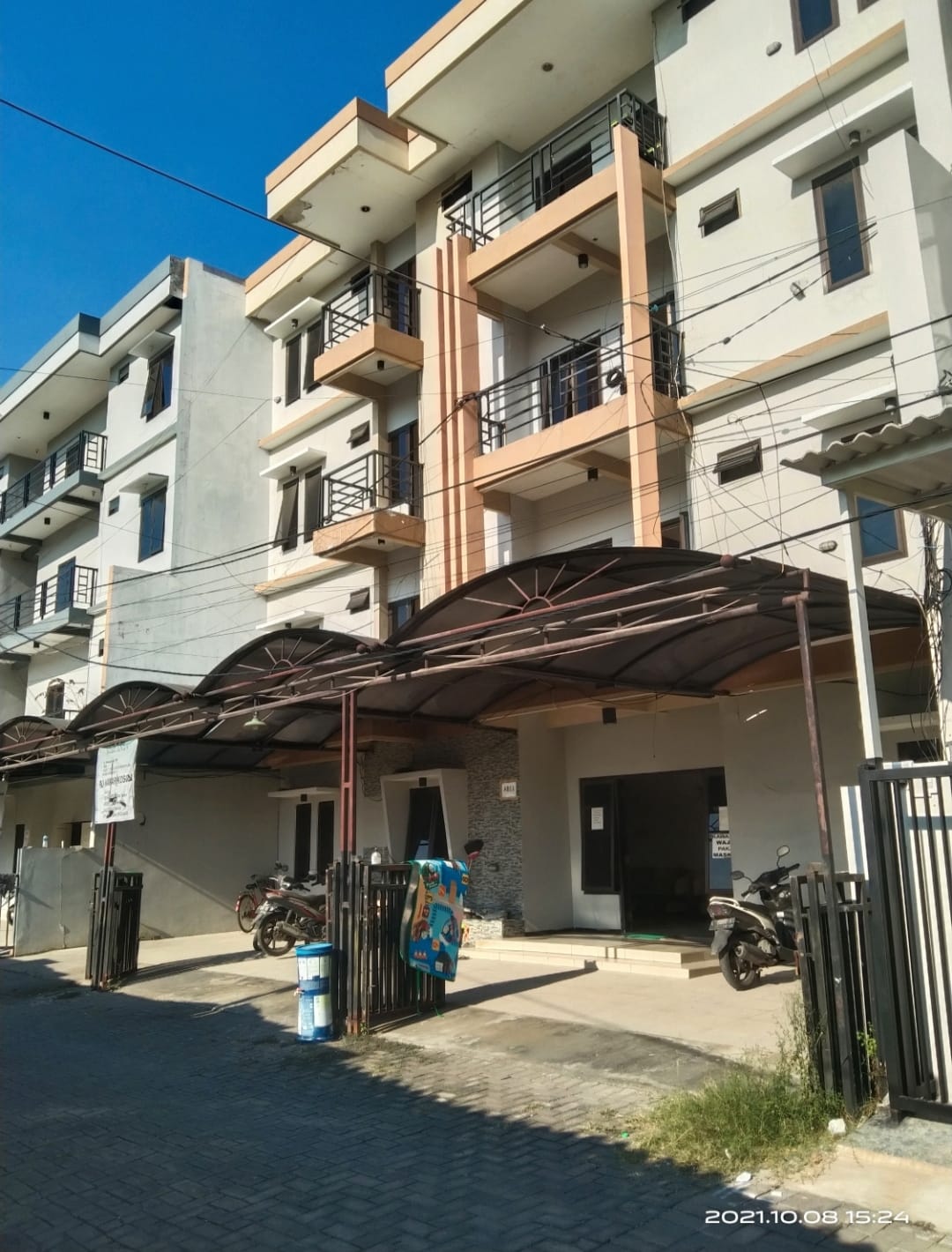 DIJUAL RUMAH KOST SIWALANKERTO - Image 1