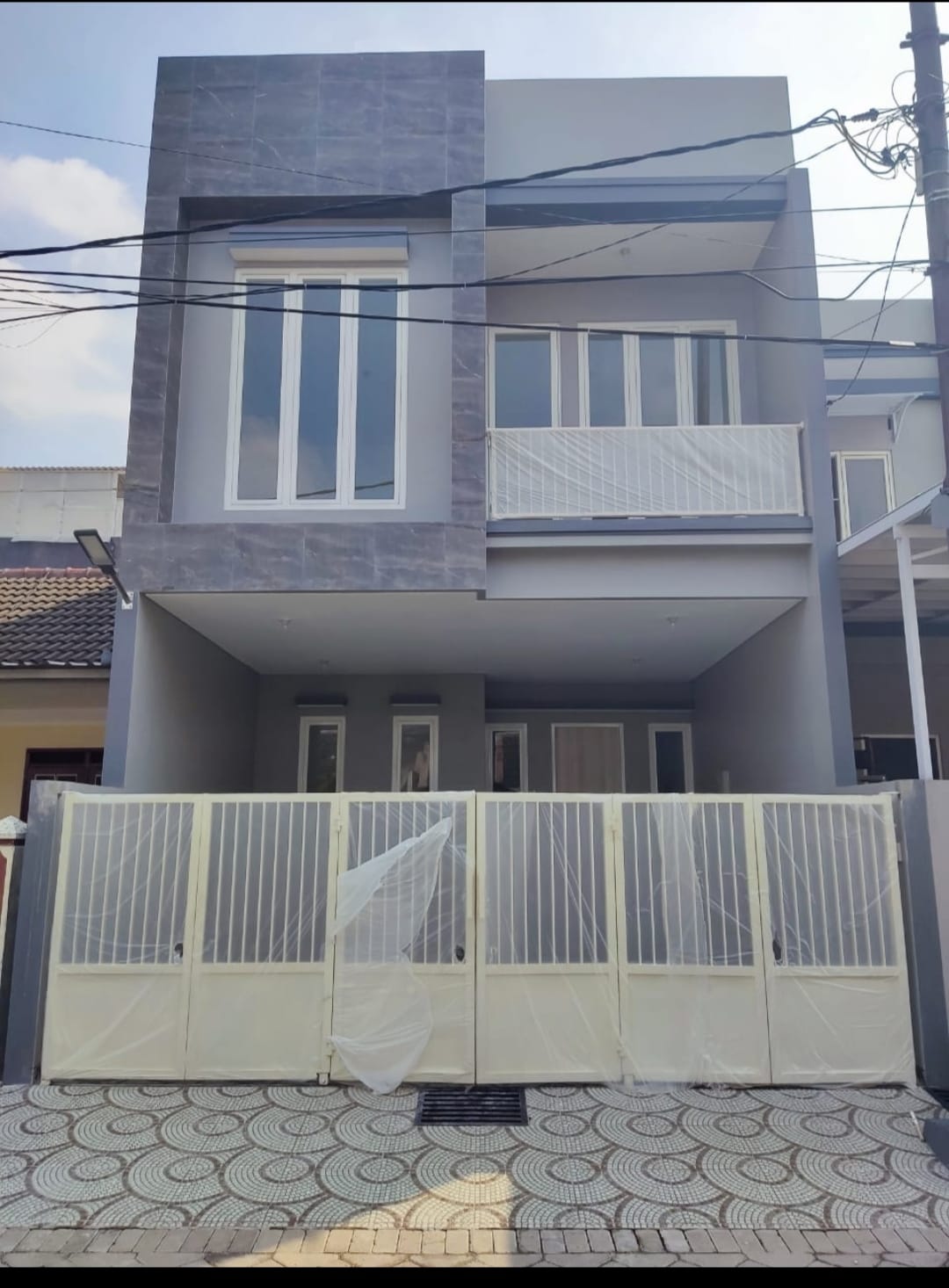 DIJUAL RUMAH BARU 2 LANTAI MINIMALIS MANGGA III POKCAN - Image 1